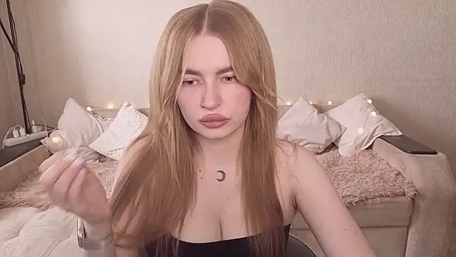 ViolettaLopez online show from June 30, 11:00 am