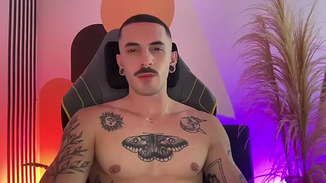 Snapshot of jeff_cubel chatting on March 19, 4:44 pm jeff cubel online show from March 19, 4:44 pm