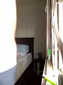 Snapshot of niceguyjr chatting on January 11, 1:16 pm niceguyjr online show from January 11, 1:16 pm