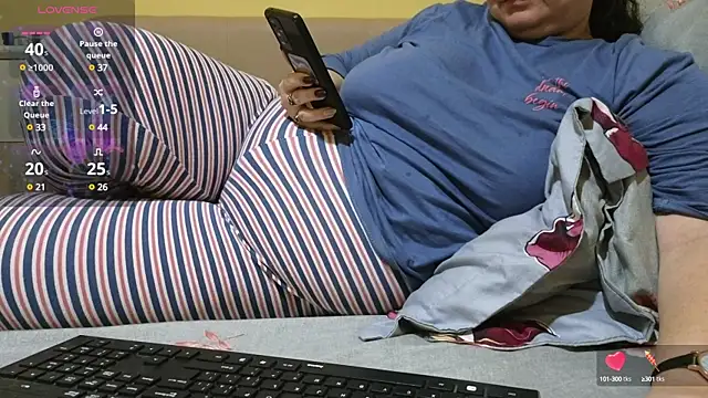 BBW MILF 4U online show from January 31, 3:22 pm