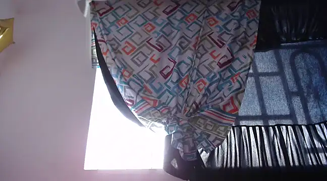 Snapshot of mayhott2 chatting on January 30, 5:28 pm mayhott2 online show from January 30, 5:28 pm