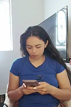 Snapshot of mayhott2 chatting on February 25, 7:34 pm mayhott2 online show from February 25, 7:34 pm