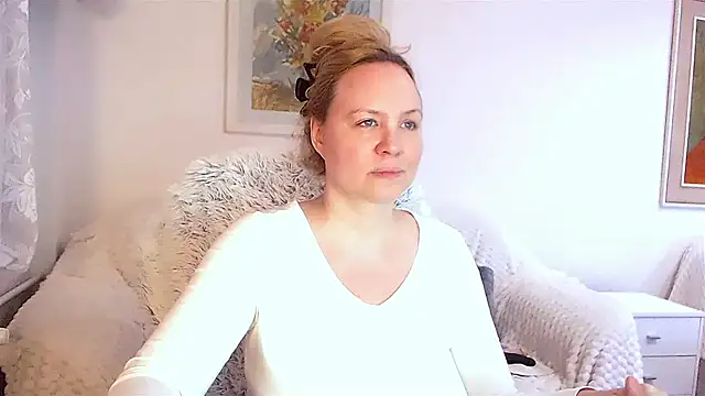 Sarah4you online show from December 16, 9:41 pm