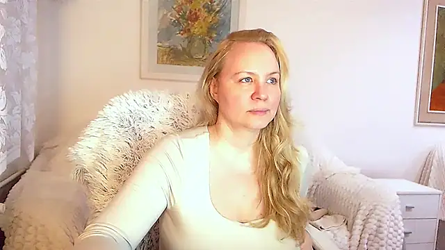 Sarah4you online show from December 20, 5:18 pm
