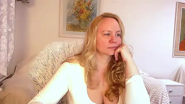 Sarah4you online show from January 5, 4:16 pm