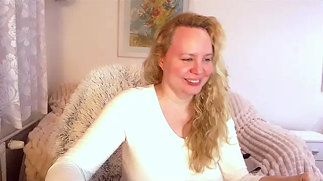 Sarah4you online show from January 14, 9:20 pm
