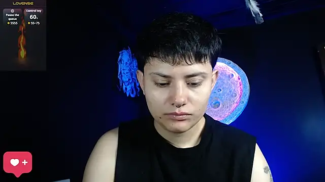 Snapshot of girl_intense444 chatting on September 26, 12:53 pm girl intense444 online show from September 26, 12:53 pm