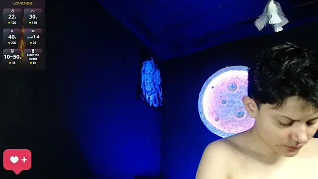 Snapshot of girl_intense444 chatting on October 1, 12:55 pm girl intense444 online show from October 1, 12:55 pm