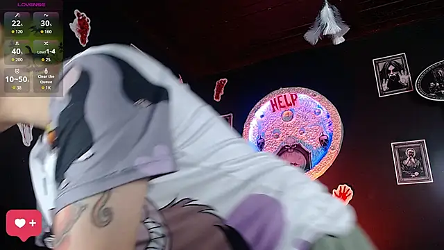 Snapshot of girl_intense444 chatting on October 24, 12:56 pm girl intense444 online show from October 24, 12:56 pm