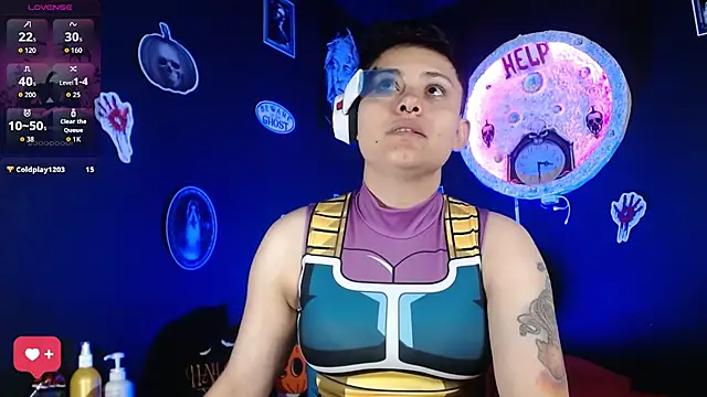 Snapshot of girl_intense444 chatting on October 31, 12:50 pm girl intense444 online show from October 31, 12:50 pm