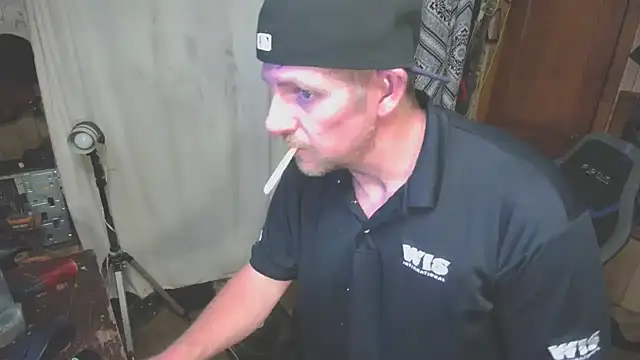 sex4fun 21 online show from May 22, 2:40 am