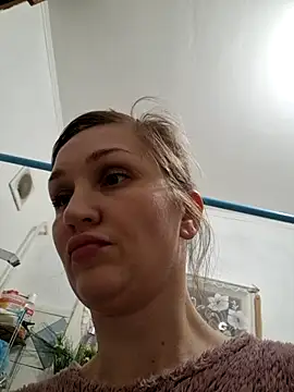 Snapshot of ModelEva chatting on March 20, 6:09 pm ModelEva online show from March 20, 6:09 pm