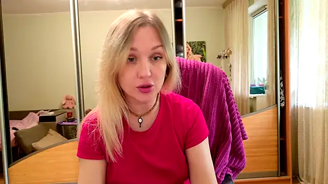 ModelEva online show from May 10, 8:08 am