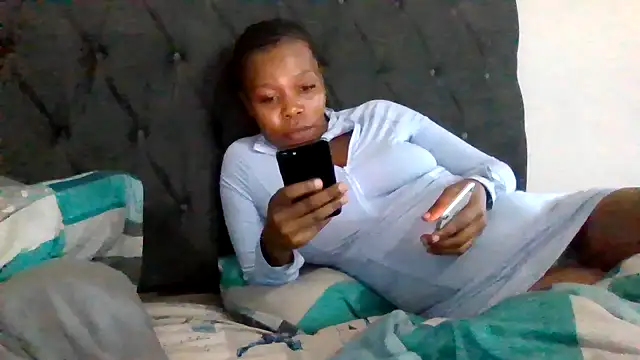 cherryontopy online show from March 12, 4:46 pm