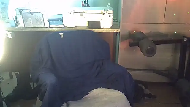 Snapshot of MILITARS chatting on September 21, 7:59 pm MILITARS online show from September 21, 7:59 pm