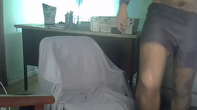 Snapshot of MILITARS chatting on November 10, 9:47 pm MILITARS online show from November 10, 9:47 pm