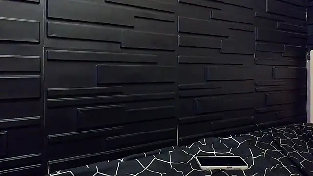 Snapshot of KrikaCat chatting on December 16, 12:10 pm KrikaCat online show from December 16, 12:10 pm