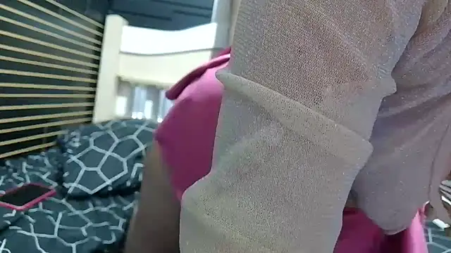 Snapshot of KrikaCat chatting on February 23, 12:09 am KrikaCat online show from February 23, 12:09 am