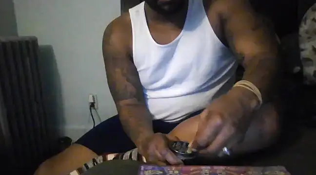 Snapshot of ReeferMadness59 chatting on February 28, 4:54 am ReeferMadness59 online show from February 28, 4:54 am