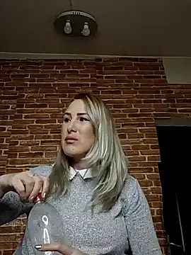  Horny milf  online show from January 31, 2:49 pm