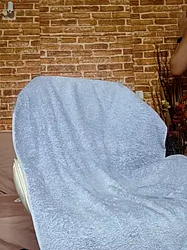 Horny milf  online show from May 15, 3:02 am