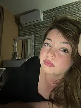 cute  cherry online show from March 31, 5:24 pm