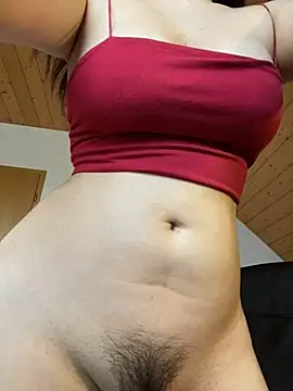 NattCastillo online show from May 6, 7:57 am