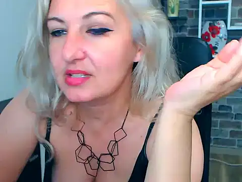 angel devil milf online show from January 29, 3:26 pm