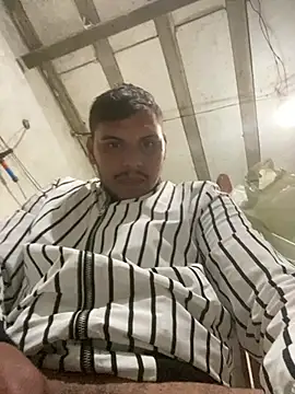 Snapshot of cf27 chatting on April 4, 8:45 am cf27 online show from April 4, 8:45 am