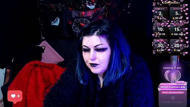 Psychobitch7 online show from March 18, 10:35 pm