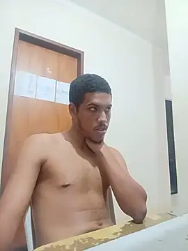 Snapshot of Vinicius5890 chatting on July 26, 9:43 pm Vinicius5890 online show from July 26, 9:43 pm