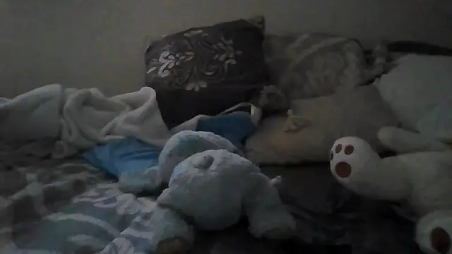 Snapshot of persephone332 chatting on November 29, 5:16 pm persephone332 online show from November 29, 5:16 pm