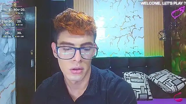 Snapshot of angel_sexyevil chatting on October 13, 12:16 pm angel sexyevil online show from October 13, 12:16 pm