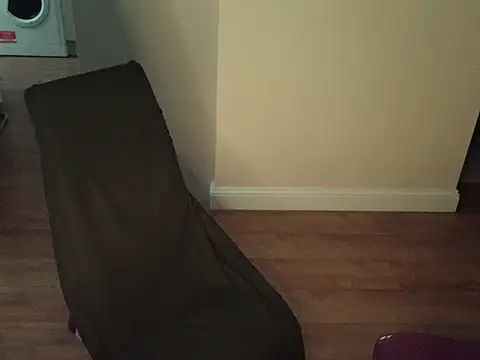 Snapshot of mierllanos chatting on February 7, 9:57 am mierllanos online show from February 7, 9:57 am