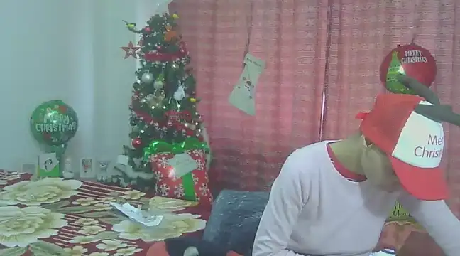 Snapshot of hotSANDRA_STARR chatting on December 13, 10:08 am hotSANDRA STARR online show from December 13, 10:08 am
