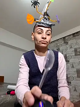 hotSANDRA STARR online show from October 13, 4:29 pm