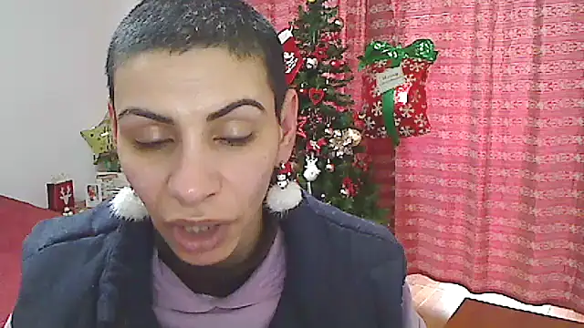 Snapshot of hotSANDRA_STARR chatting on February 20, 6:59 am hotSANDRA STARR online show from February 20, 6:59 am