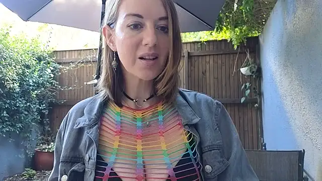 TopsyWilde online show from February 19, 7:26 am