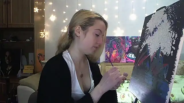 SecretSophia online show from December 9, 2:39 pm