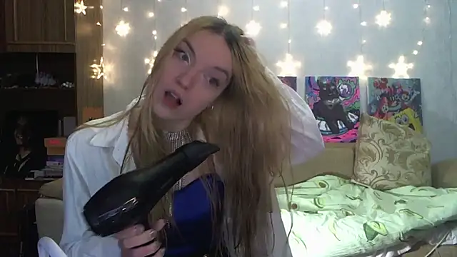 SecretSophia online show from January 14, 5:23 pm