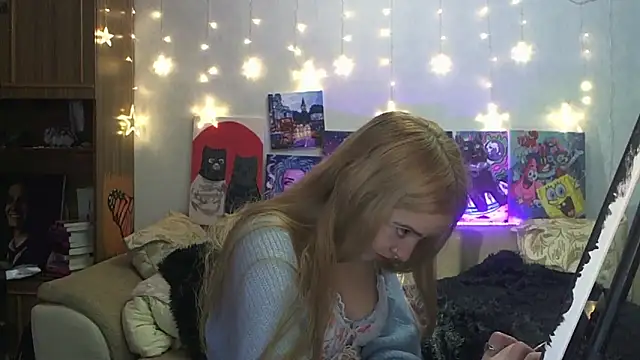 SecretSophia online show from March 3, 7:28 pm