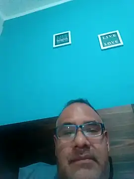 PhillDrake11 online show from November 28, 4:04 am