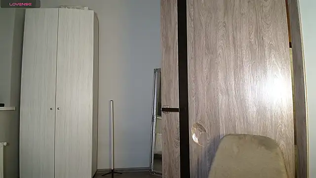 Snapshot of AliceTurnOn chatting on March 16, 6:56 pm AliceTurnOn online show from March 16, 6:56 pm