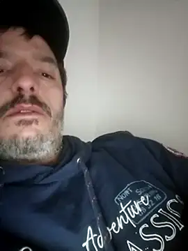 Snapshot of SinisterOrgy chatting on December 19, 9:49 pm SinisterOrgy online show from December 19, 9:49 pm