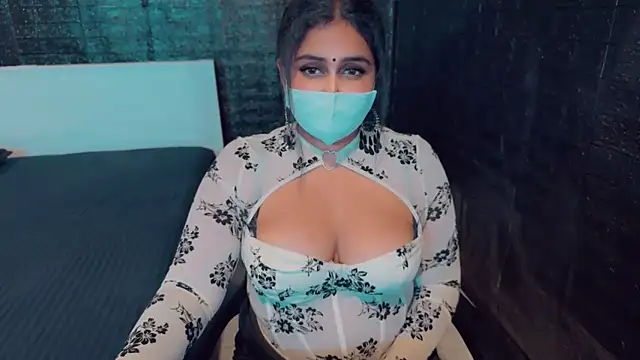 Snapshot of SonY_CaM chatting on January 1, 8:47 pm SonY CaM online show from January 1, 8:47 pm