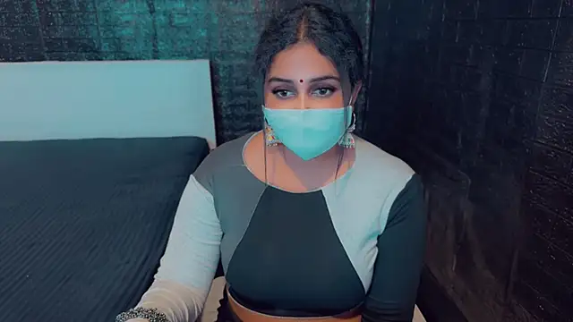 Snapshot of SonY_CaM chatting on January 4, 8:27 pm SonY CaM online show from January 4, 8:27 pm