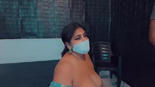 Snapshot of SonY_CaM chatting on January 6, 8:28 pm SonY CaM online show from January 6, 8:28 pm