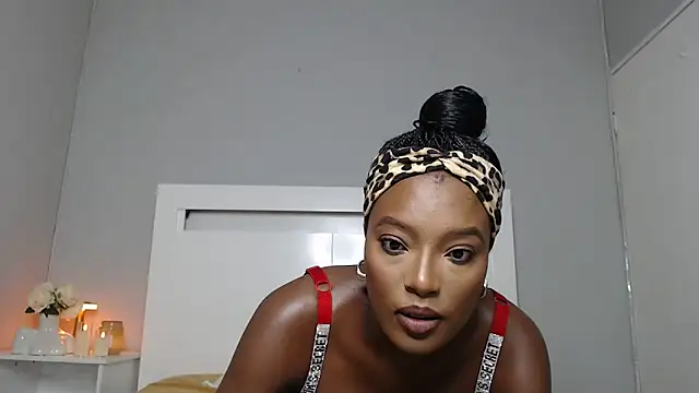 Snapshot of JasminBrown chatting on June 29, 7:14 am JasminBrown online show from June 29, 7:14 am