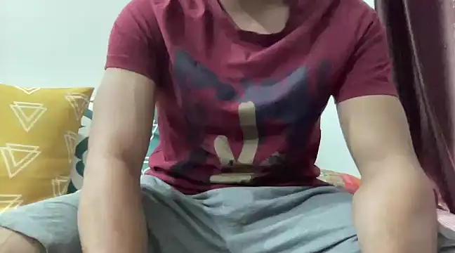 yourhorny man online show from February 26, 10:04 am