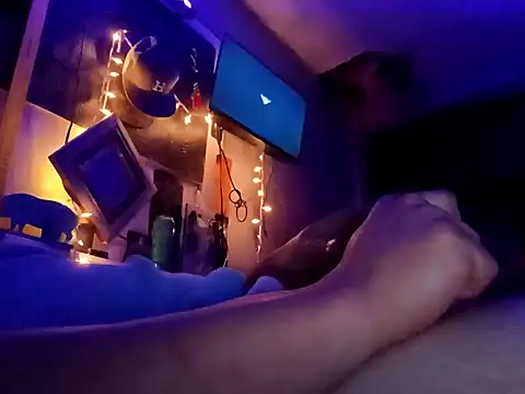 Snapshot of Jewfish420 chatting on December 4, 5:55 pm Jewfish420 online show from December 4, 5:55 pm